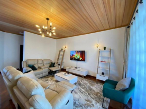 CozyHaven Stylish modern Apt, Lavington.